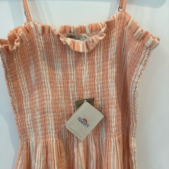 Faherty women’s organic cotton sun dress with adjustable straps - Picture 4 of 7